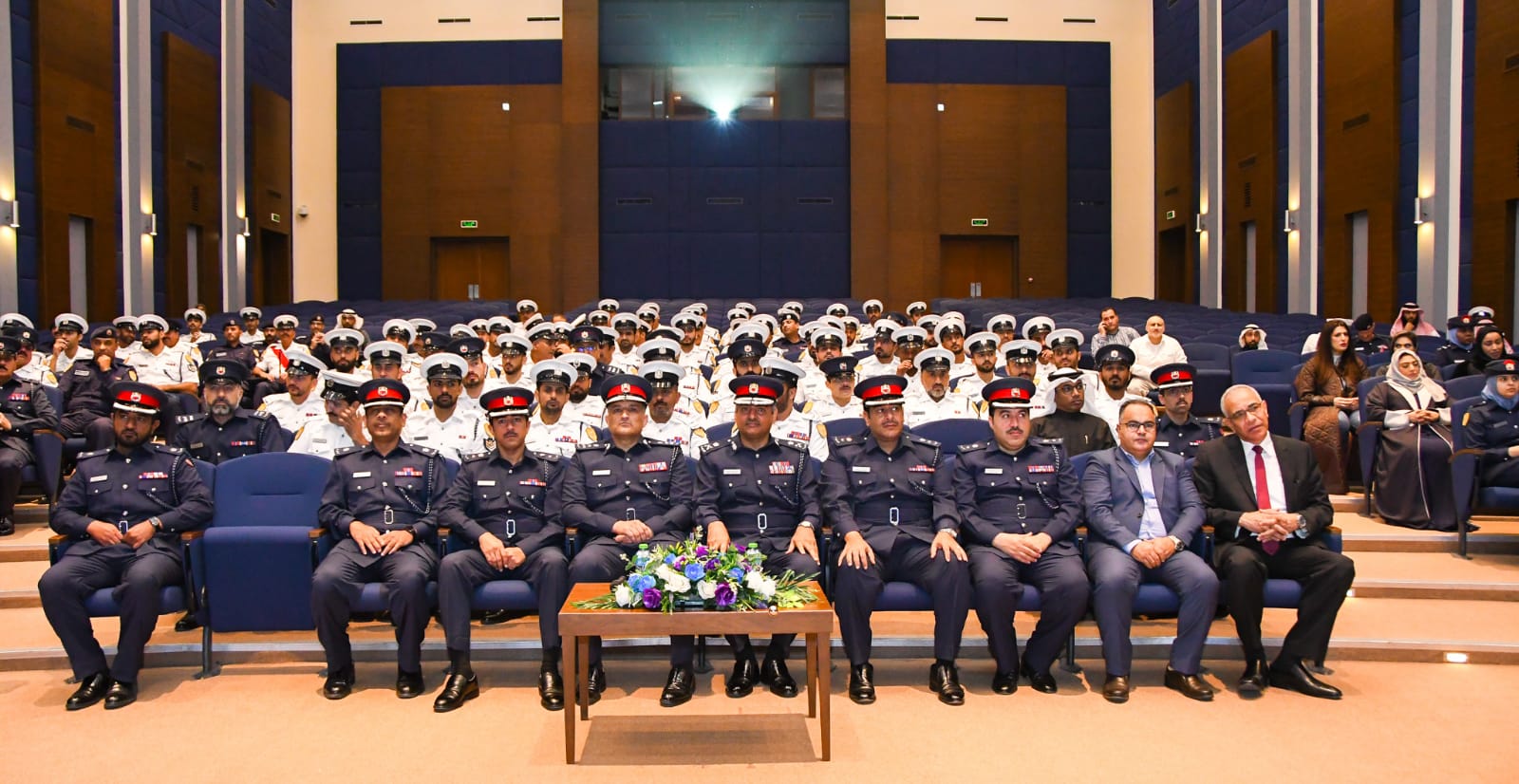 آمر الأكاديميّة الملكيّة للشرطة يُدشّن منصّة 